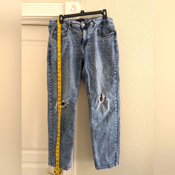 Banana Republic Girlfriend Jean - Picture 1 of 4